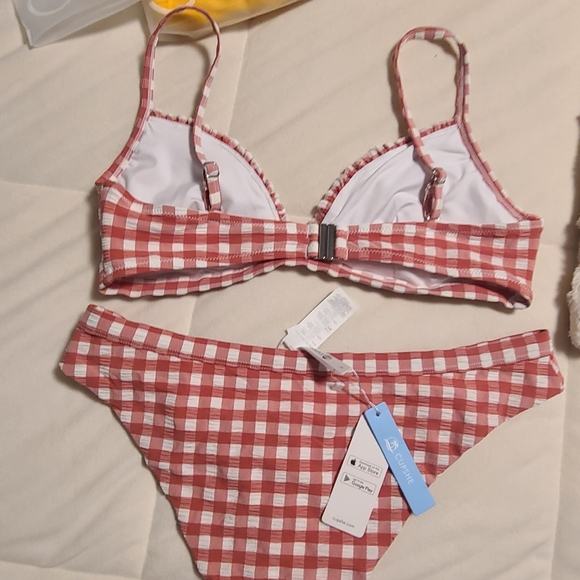 2 piece bikini - Picture 2 of 2